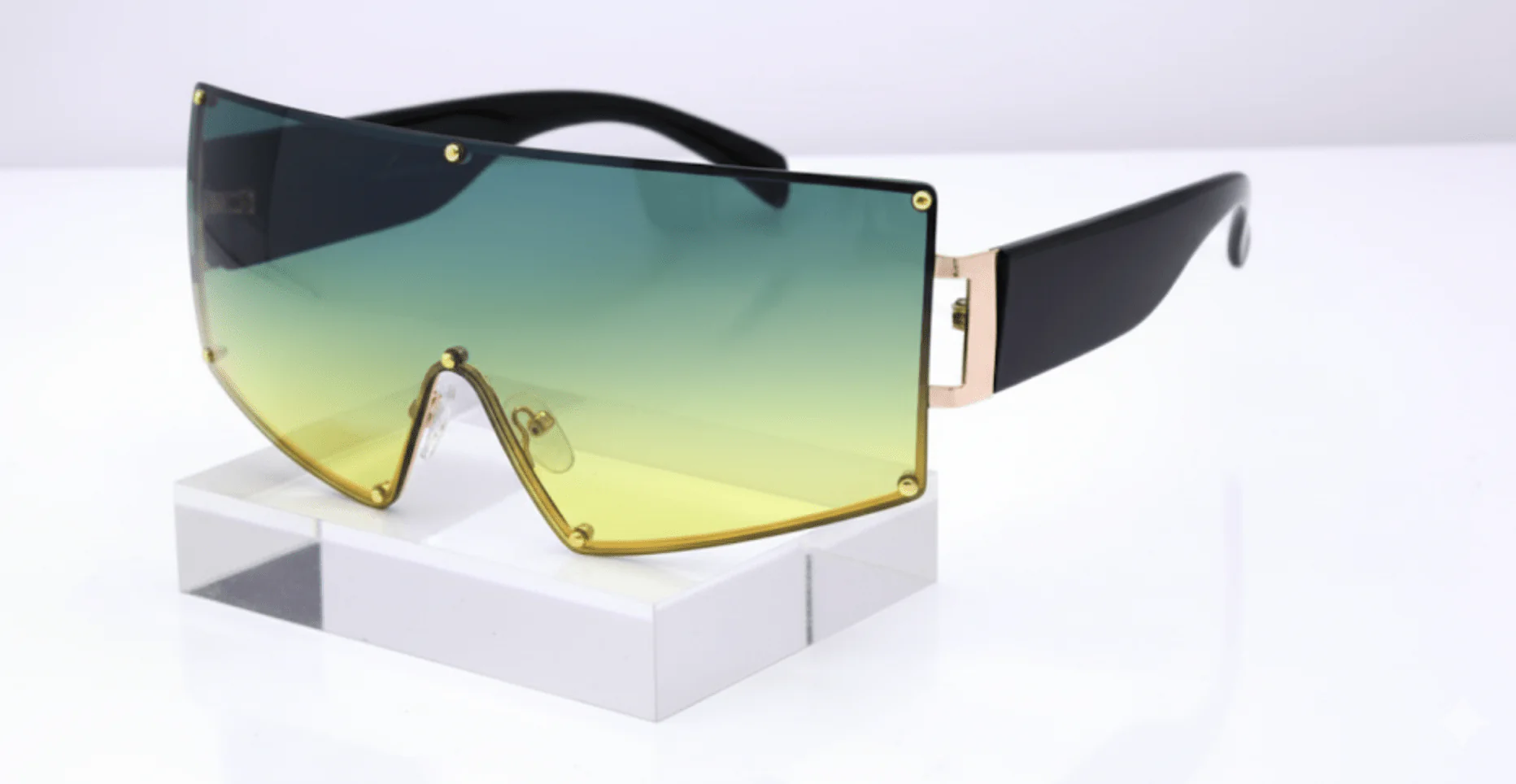 Chic Looks Sunglasses - EA0636 - Image 2