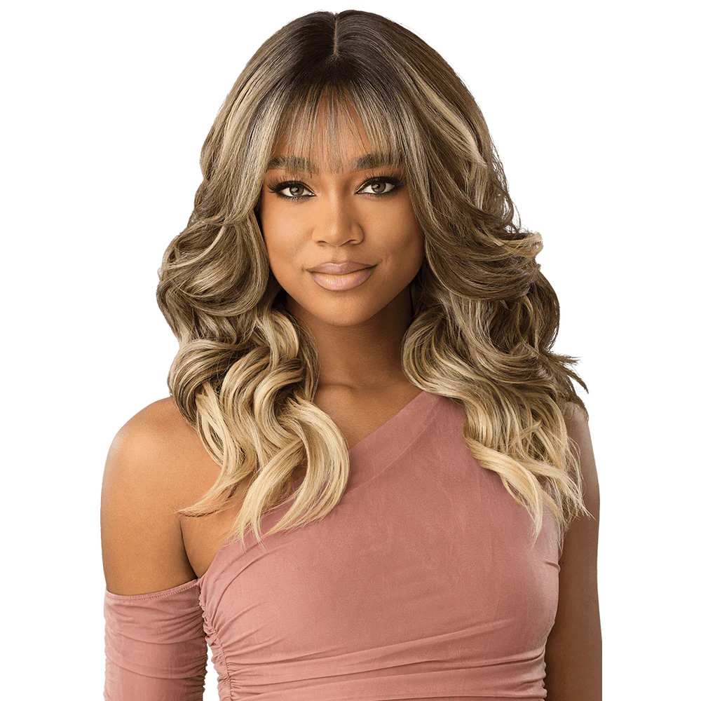 Outre Melted Hairline Synthetic HD Lace Front Wig - MH 104 - Image 4