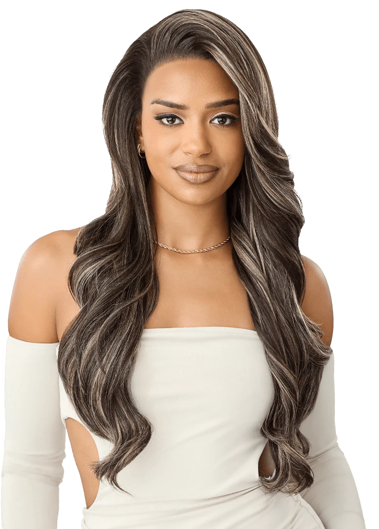 Outre Perfect Hairline Lace Front 13x6 Wig –  PH 15 - Image 5