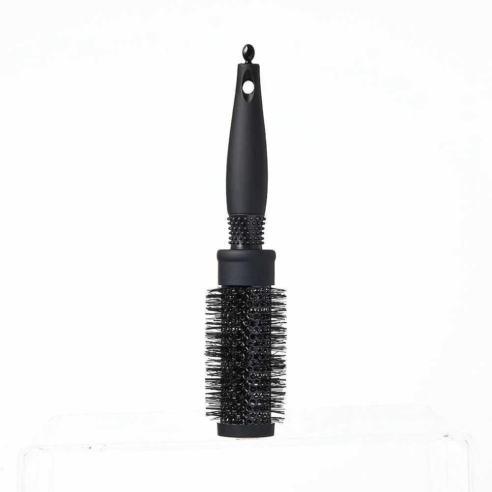 Red by Kiss Rose Heat Resistant Bristle Brush – 1.5" Barrel - Image 3